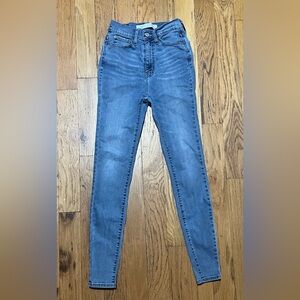 Levi Strauss ultra high rise jegging size 23